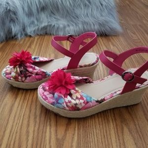 Arizona Elinor Pink Girls Flower Sandal 3Y Wedge